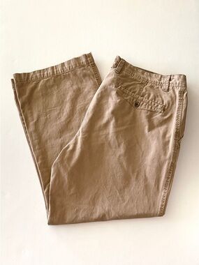 Old Navy Men’s 42x30 Loose Fit Khakis Chinos Casual Pants